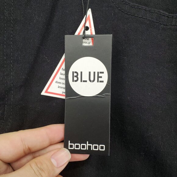 Boohoo Shorts Womens 12 Black High Rise Stretch Cycling Denim Style *NWT* - Picture 3 of 13